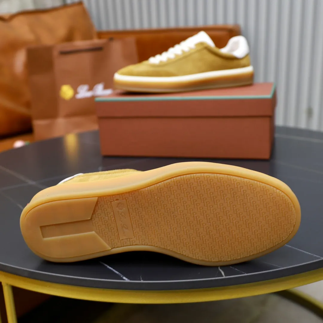 Men's Men's Shoes💰540💰••New Products•• LoroPian*_Noyo-Pianya New men's casual moral training sneakers, LP lace-up casual shoes!  Made of original imported soft cowhide and suede fabric, it highlights the sporty style. The heel is decorated with logo embossing and the original molding. The raw rubber translucent sole combined with the color welt adds a sense of modernity to the shoe. The shoe is overall refreshing and easy to match with style. It has a full cowhide lining for the feet. The original box packaging at the counter comes with wooden balls and a dust bag! Size: 38-44 (.45 customized)